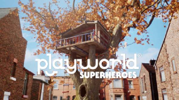 Créer et incarner un superhéros, c’est possible avec Playworld(R) Superheroes, un jeu Starship !