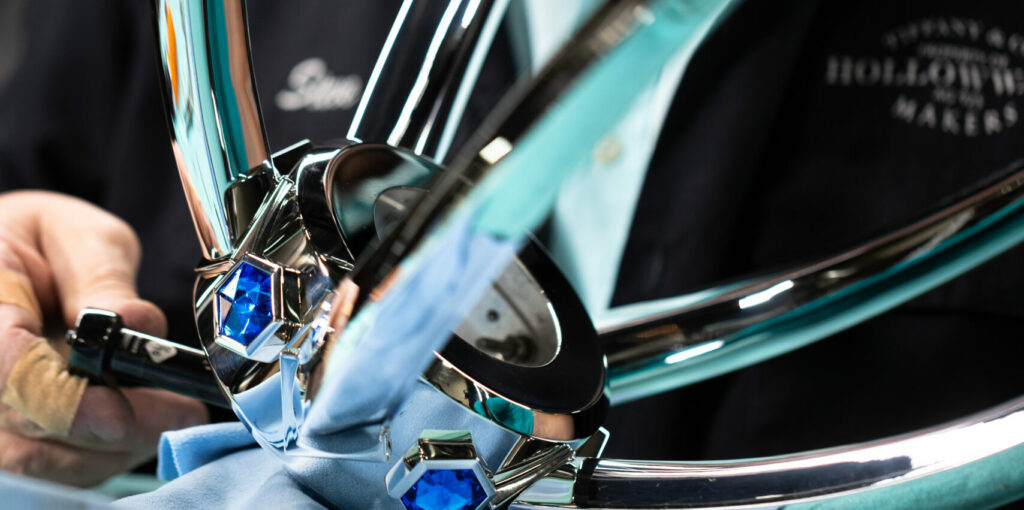 League of Legends Esports (LoL Esports) - Riot Games x Tiffany & Co