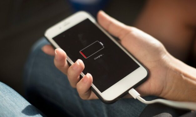Les habitudes avec votre smartphone qui épuisent votre batterie
