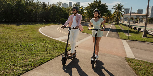 NIU lance ses nouvelles trottinettes électriques KQi 200