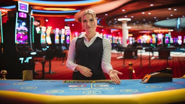 Top 5 des jeux avec croupiers en direct : avantages et particularités