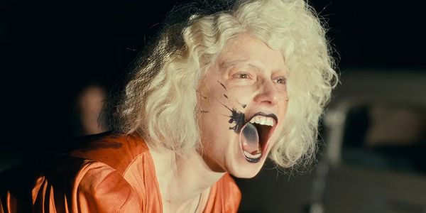 Maggie Gyllenhaal signe THE BRIDE! avec Jessie Buckley