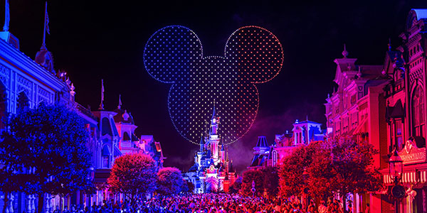 Disneyland Paris célèbre le 14 juillet avec 1 600 drones